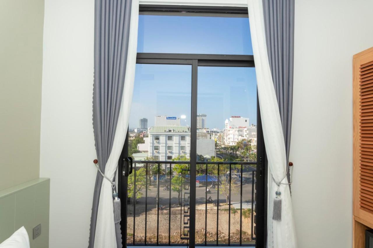 ホテル La Casa トゥイホア エクステリア 写真