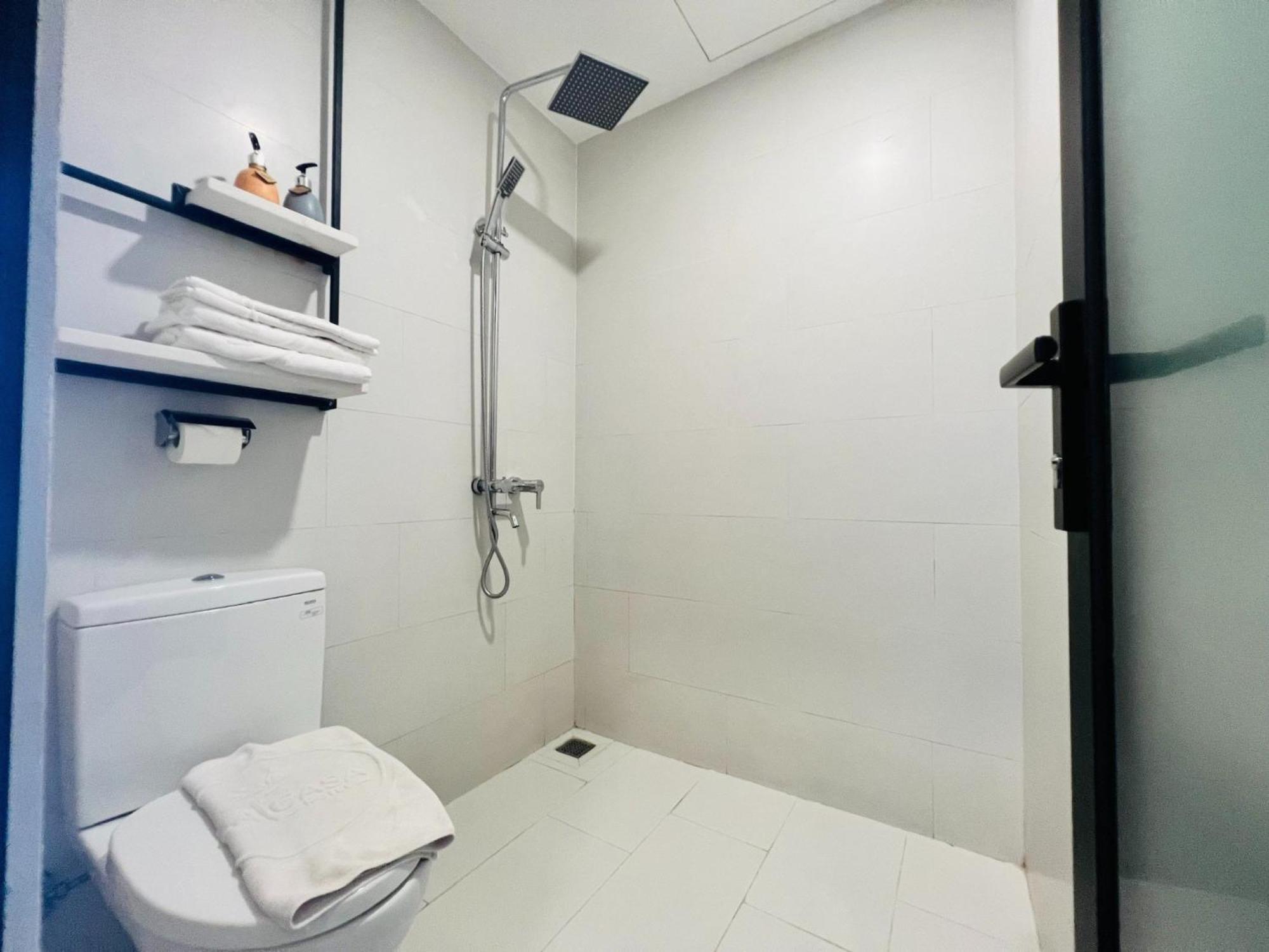ホテル La Casa トゥイホア エクステリア 写真
